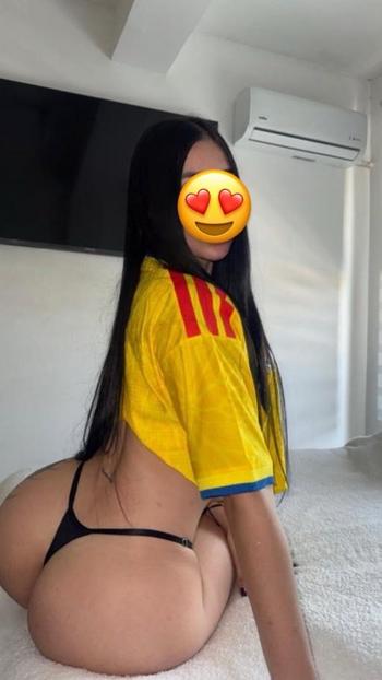 Anabel, 23  female escort, Concord